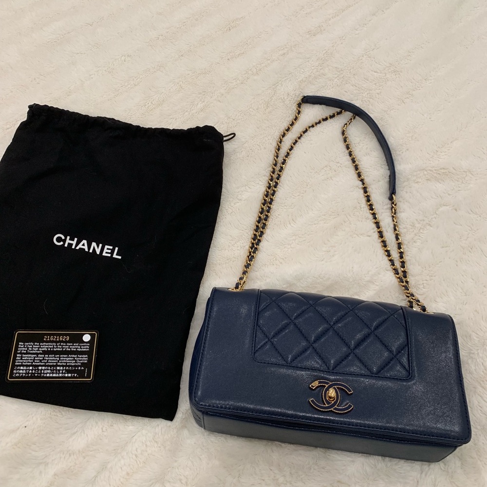 SOLD *******Almost New Chanel Vintage Bag